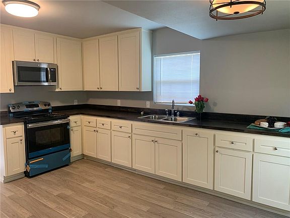 3rd image of 4602 Archer Dr