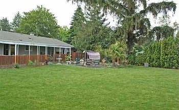 4th image of 640 S Settlemier Ave