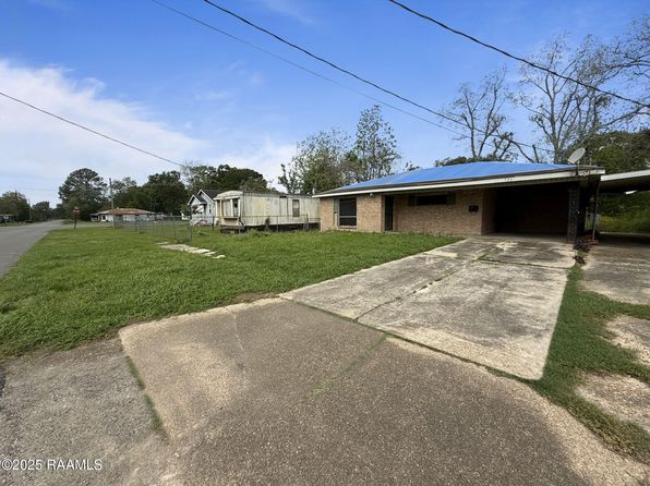 720 W 3rd St, Crowley, LA 70526