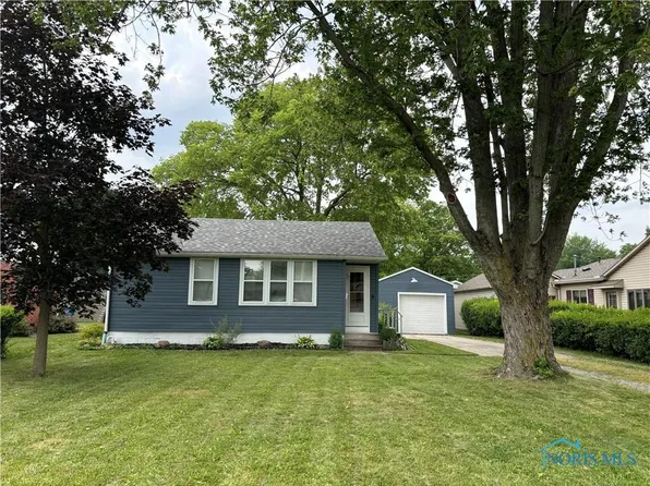 903 Newdale Cir, Bryan, OH 43506