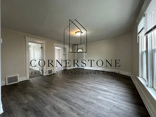 207 K St Photo 1