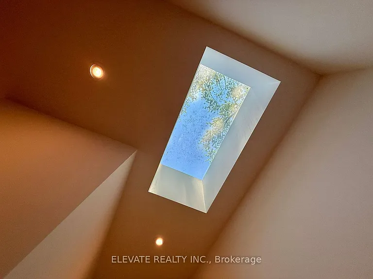 275 Mortimer Ave #C — Photo 5