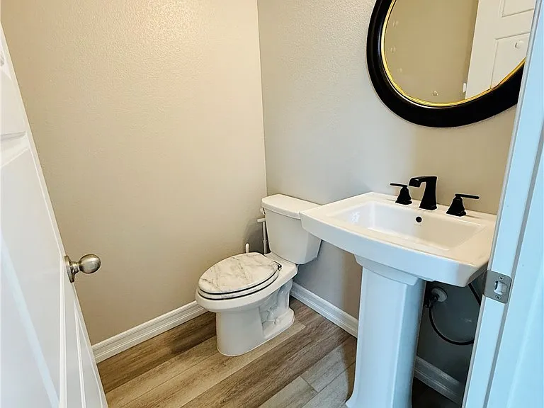 4815 Kinworthy St — Photo 11