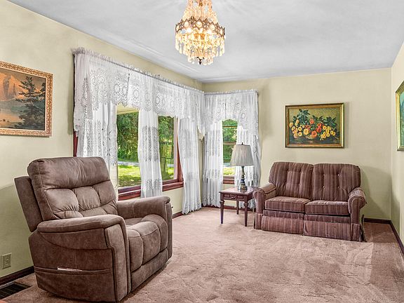 4th image of 20213 Shawville Croft Hwy