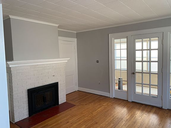 2nd image of 267 Stafford Ave