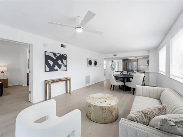 270 Naples Cove DR #3401, NAPLES, FL 34110