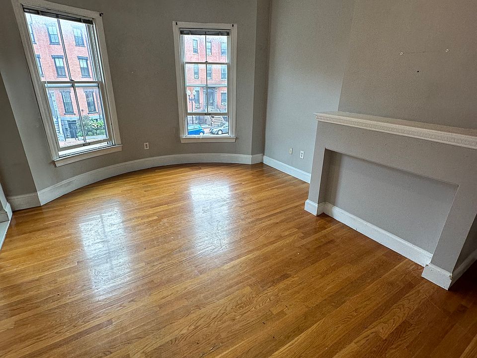 2nd image of 669 Massachusetts Ave #2
