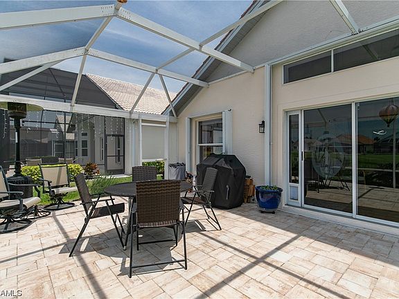 3rd image of 3751 Schefflera Dr
