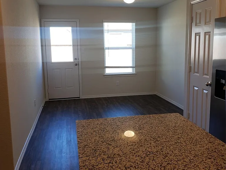 24006 Swather Way — Photo 5