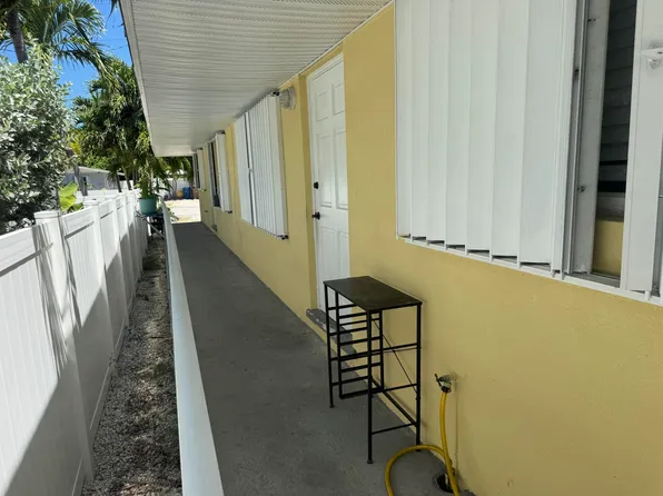 285 A 66th St #A & B, Marathon, FL 33050