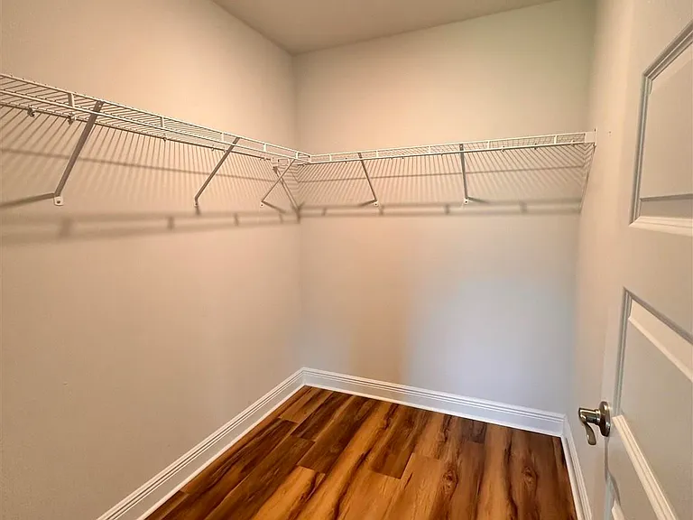 7034 Sonny Dr — Photo 10