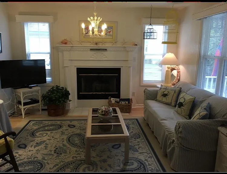6 Mary Elizabeth Dr — Photo 6