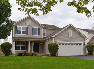 345 Jackson Ct, Gilberts, IL 60136