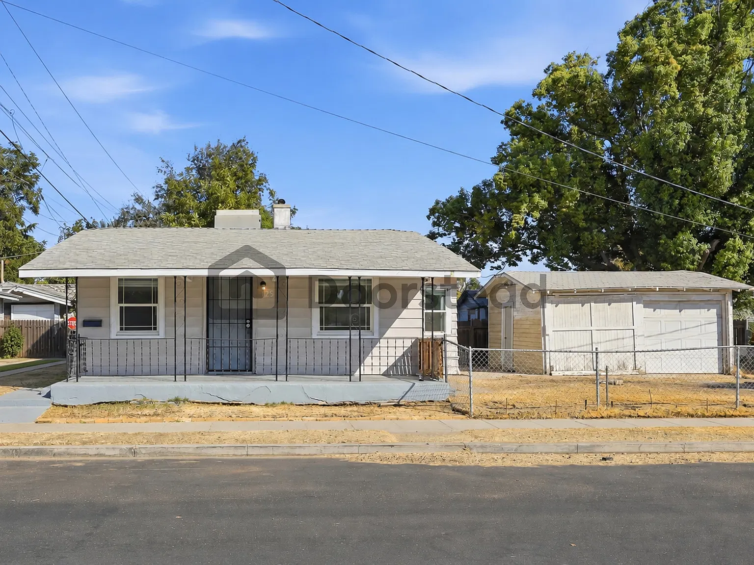 2 bed, 1.0 bath, 1050 sqft, $1,720 — Photo 2