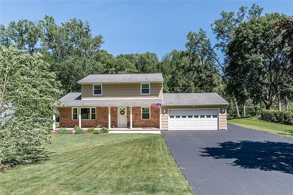 90 Blackwatch Trl, Fairport, NY 14450 Zillow