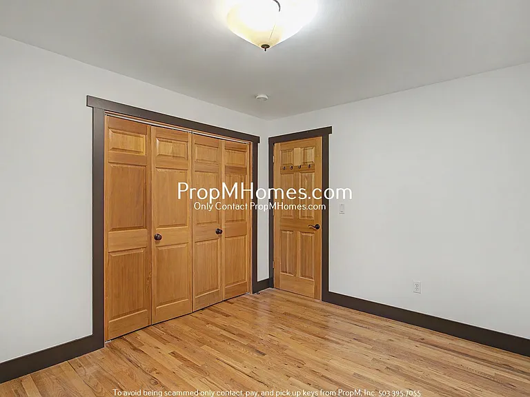 1112 Erickson St — Photo 20