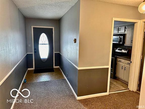 4th image of 2404 W Woodbridge Dr