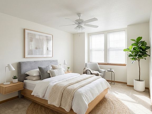 4th image of 990 Winona Cir