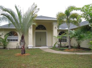 5260 Raintree Ln, Naples, FL 34113