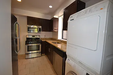 Rented by Silverstein Collection LLC 