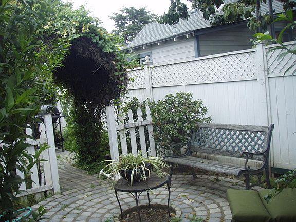 2nd image of 218 W Culver Ave