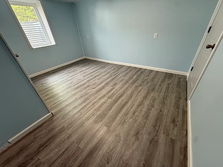 9244 Zinnia Ln N — Photo 11