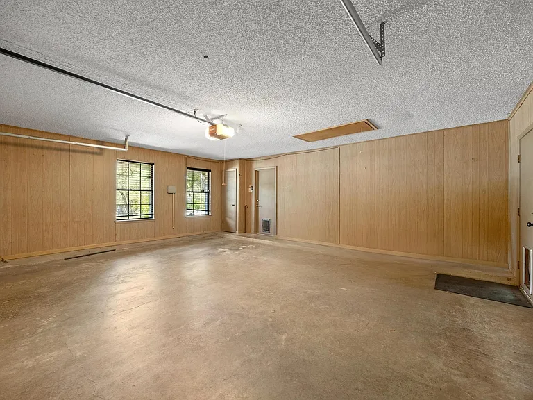 11205 D K Ranch Rd — Photo 25