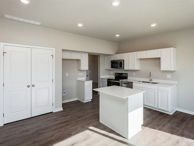 6129 Tungsten Dr — Photo 9