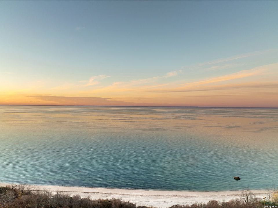 3875 Hallock Lane Ext, Mattituck, NY 11952 Zillow