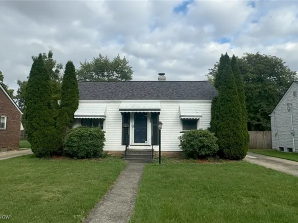 861 E 258th St, Euclid, OH 44132