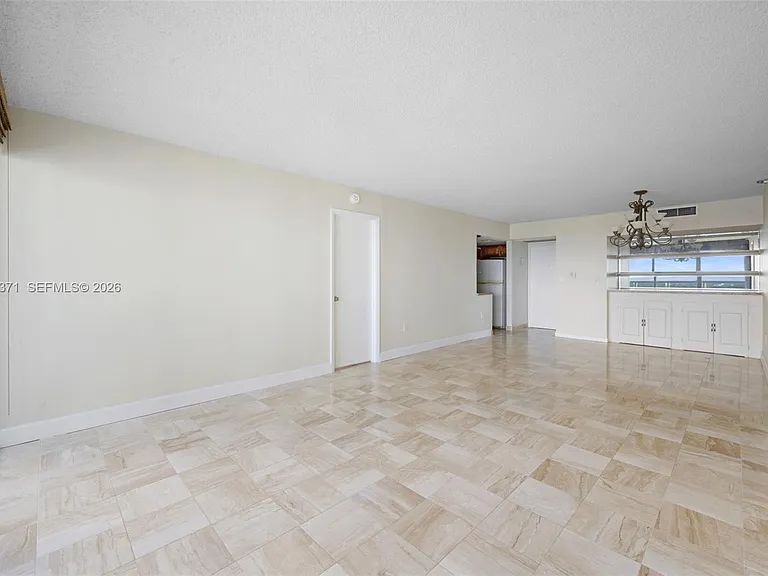 20505 E Country Club Dr #1434 — Photo 6