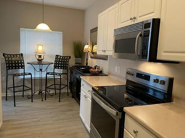 106 Stockton Rdg — Photo 1