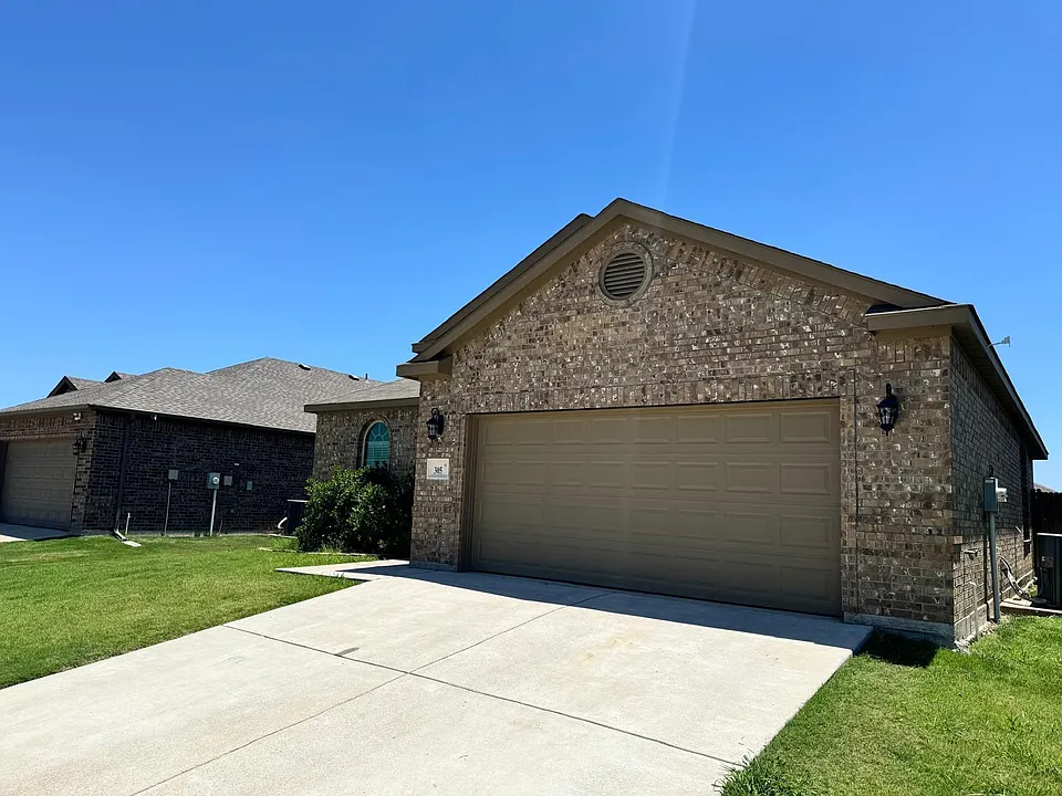 305 Lead Creek Dr