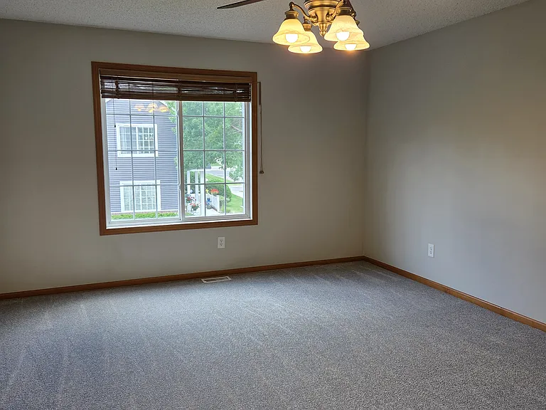 6805 Merrimac Ln N — Photo 20