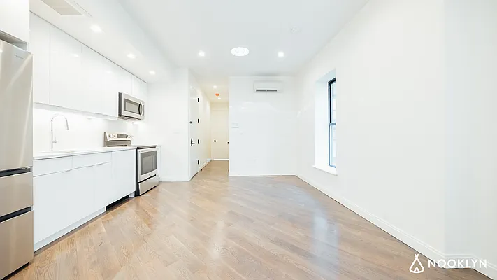 Rented by Nooklyn NYC LLC | media 29