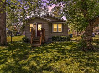 2161 Kinsey St, Muskegon, MI 49441