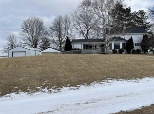 3713 Courier Rd, Green Bay, WI 54311