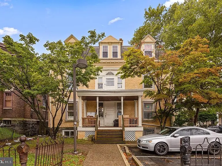 3510 Lancaster Ave #1B — Photo 3