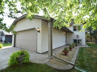 9534 Quincy St NE, Blaine, MN 55434