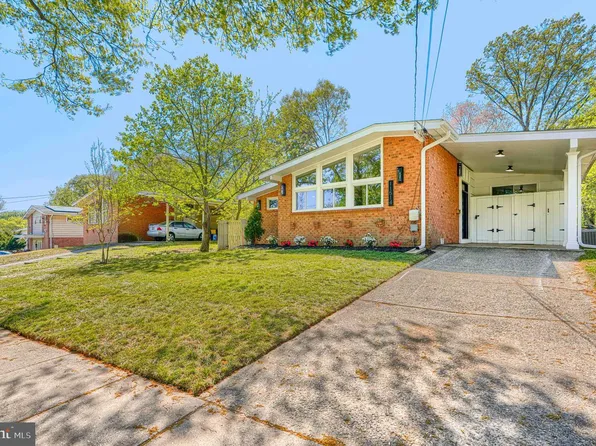 11514 Lovejoy St, Silver Spring, MD 20902