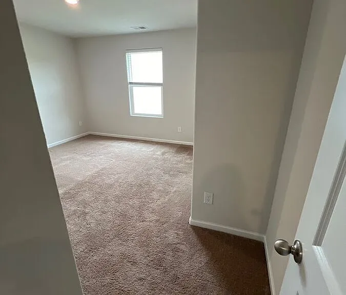 608 Frosty Way — Photo 34