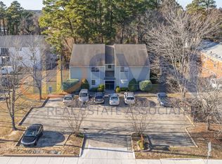 1806 Chapel Hill Rd #1806, Durham, NC 27707