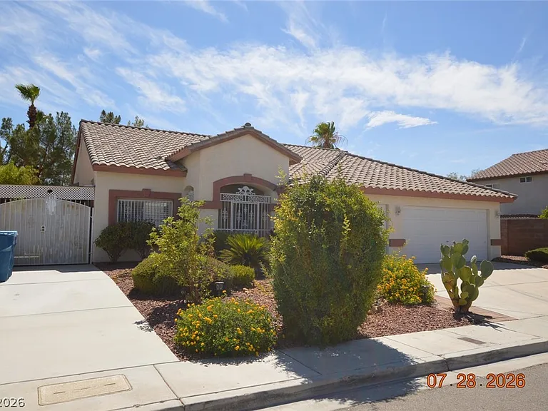 3770 Violet Rose Ct — Photo 2