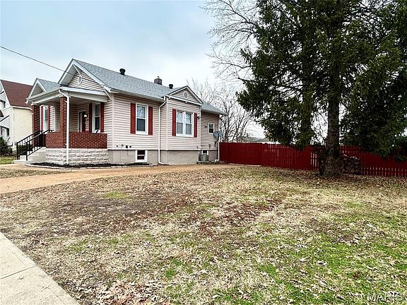 3rd image of 4851 Heidelberg Ave