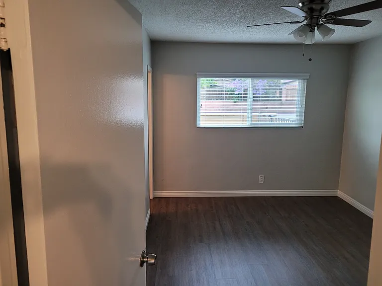 2325-2331 E Santa Fe Ave — Photo 8