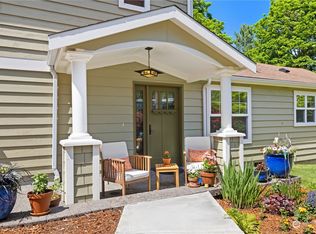 3935 SW Orchard St, Seattle, WA 98136