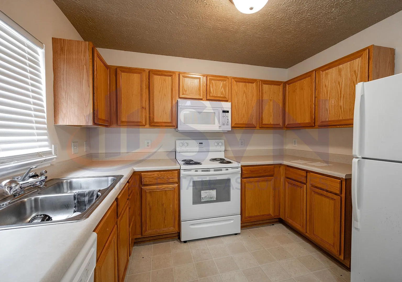 Cozy 2BR, 1.5BA Townhome in Durham Amberlynn Valley Neighborhood — Photo 4