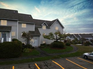 100 Merrimack Ave APT 68, Dracut, MA 01826