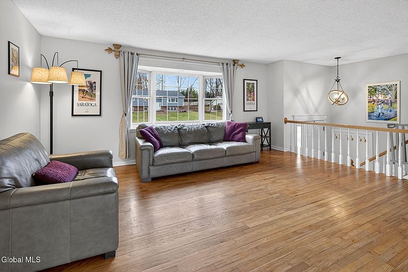 3rd image of 766 Westmoreland Drive