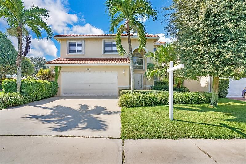 1st image of 6489 Willoughby Cir